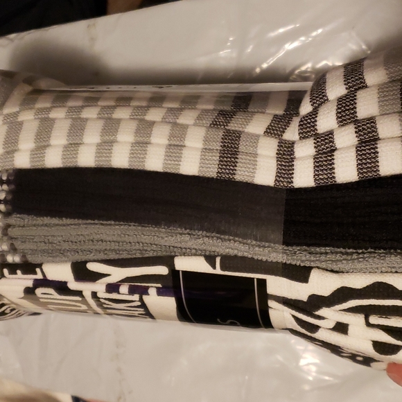 🆕️$15 or 2/$20!Town & Country Culinary Classic KitchenTowel Bakery Design 8 Set - Picture 4 of 6